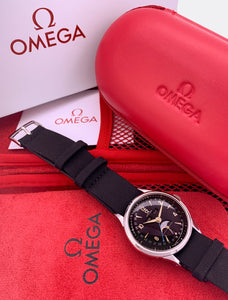 OMEGA | Super Jumbo Cosmic Moon Phase | Full Calendar | Black Dial | Ref. 2486-1 | 1950s