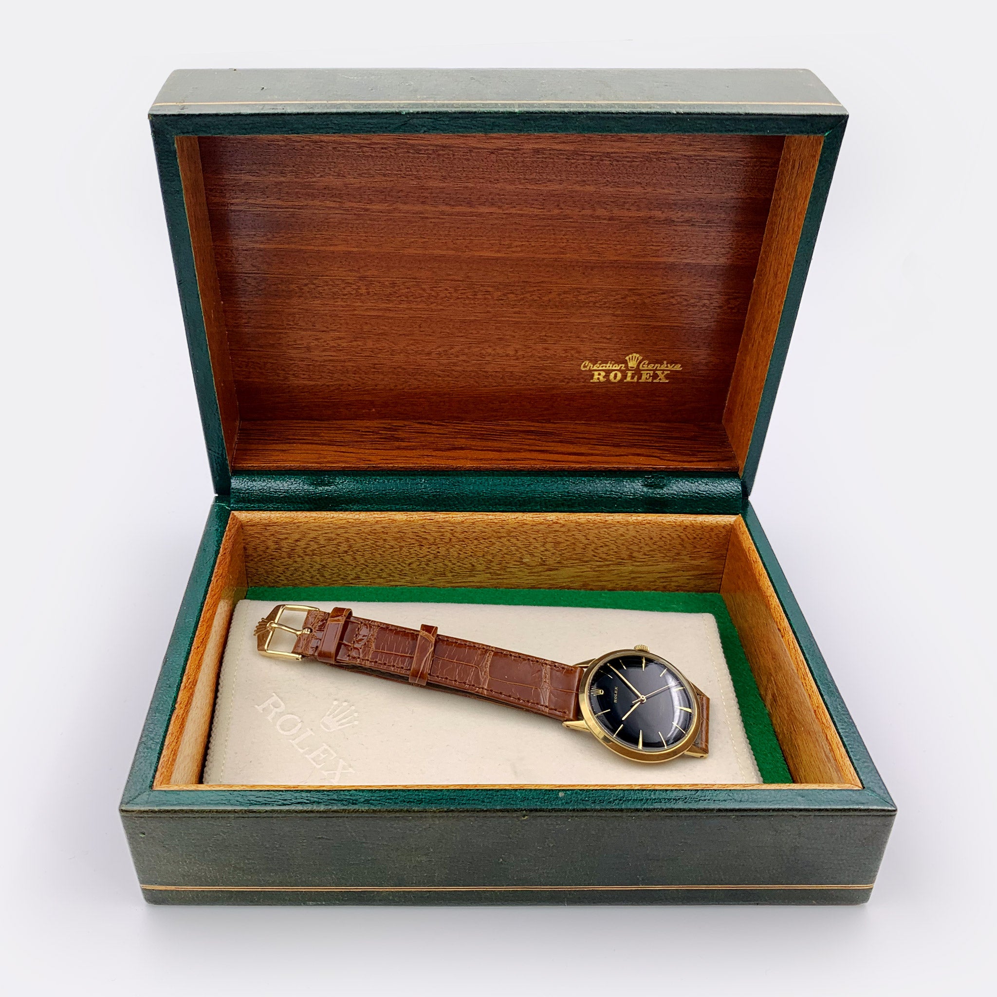 ROLEX | Super Jumbo Chronometer | Flying Saucer | 18K Yellow Gold | Black Gilt OCC Dial | Ref. 8940 | 1950s
