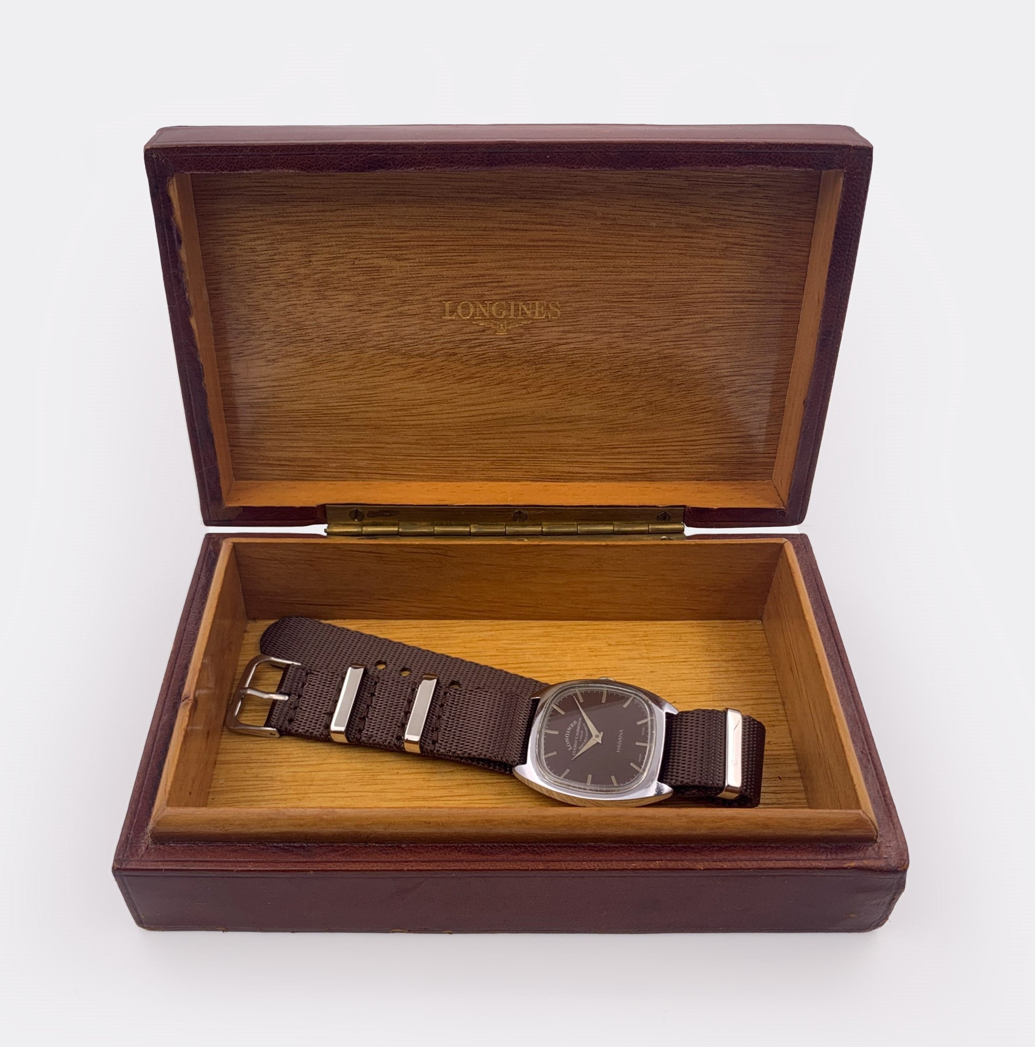 CUERVO Y SOBRINOS - LONGINES | Habana | Tonneau | Brown Dial | 1940s