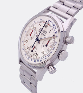 WITTNAUER | Chronograph | Black Second | Red Totalizers | Blue Outerscale | Ref. 235-T | 1960s